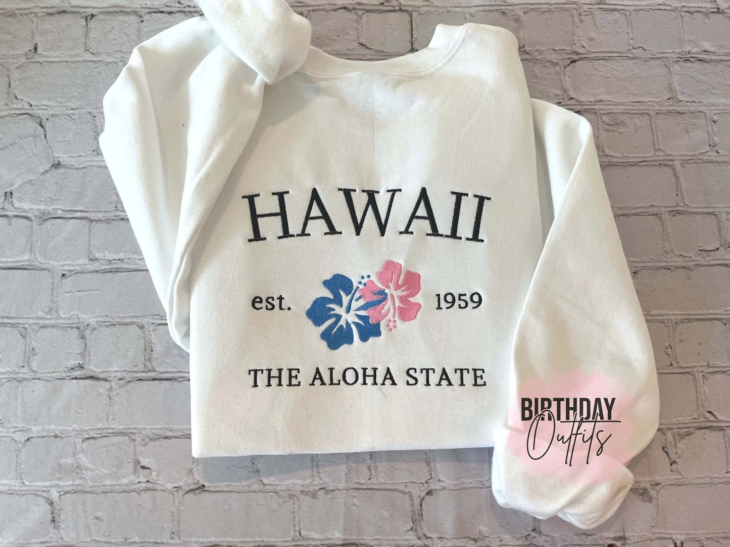 Hawaii Embroidered Sweatshirt, Hawaii crewneck, Hawaii embroidery, States and cities shirts, Hawaii sweatshirt, aloha state crew